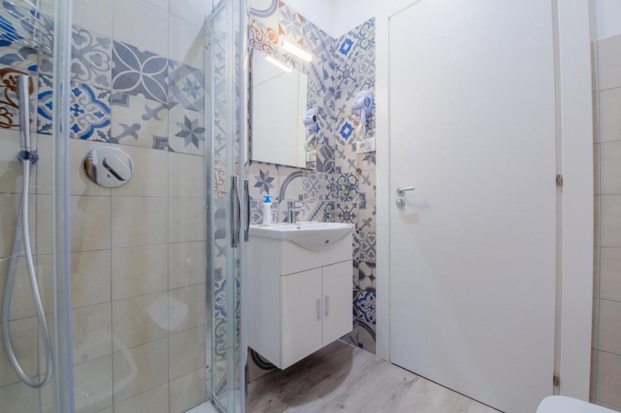Residenza Borgo Guazzo Hotel Parma Buitenkant foto