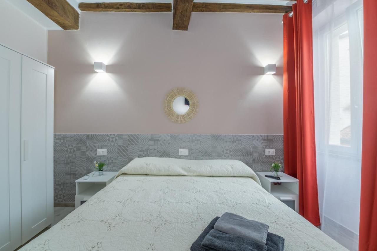 Residenza Borgo Guazzo Hotel Parma Buitenkant foto
